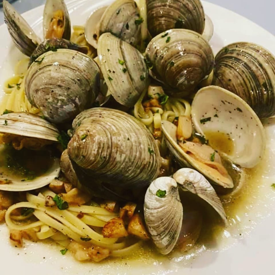 Pennachio's linguine with clams, garlic, and parsley in a white wine sauce.