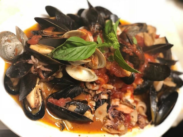 Zuppa Di Pesce (Entree).