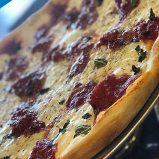 Margherita Pizza (18")