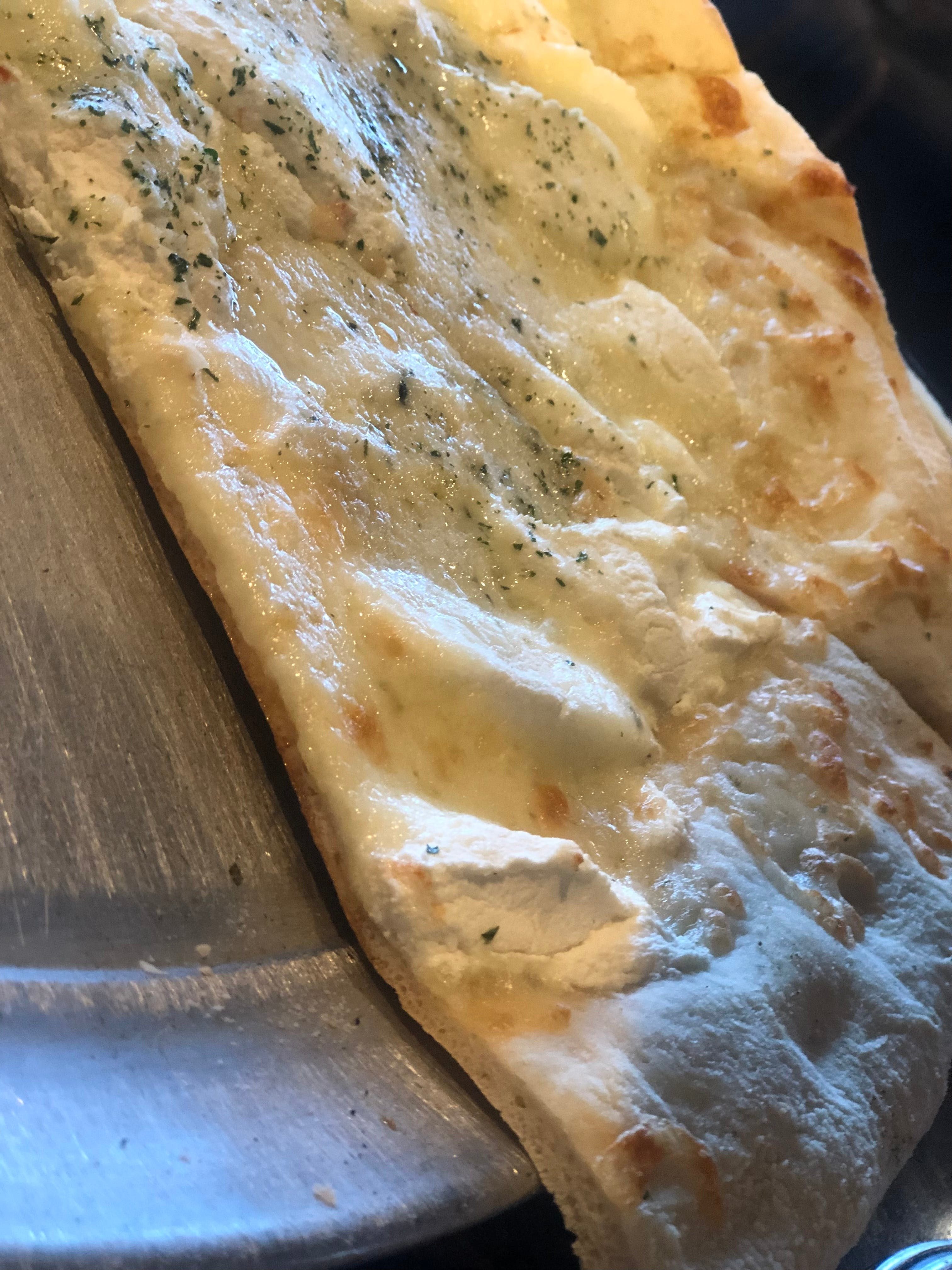 White Pizza (18").