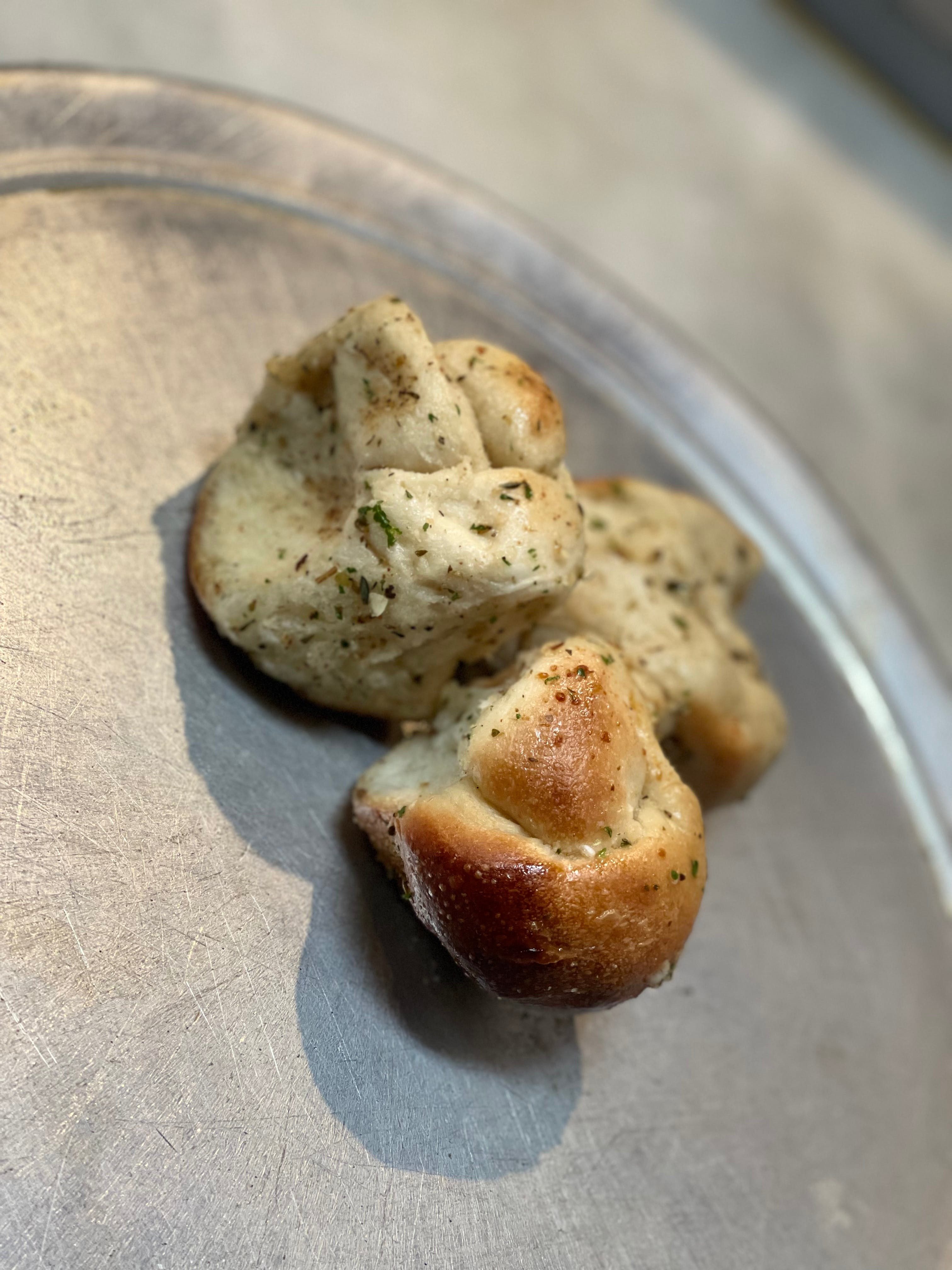 Garlic Knots.