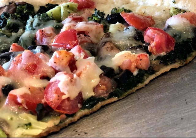 Veggie Pizza (18").